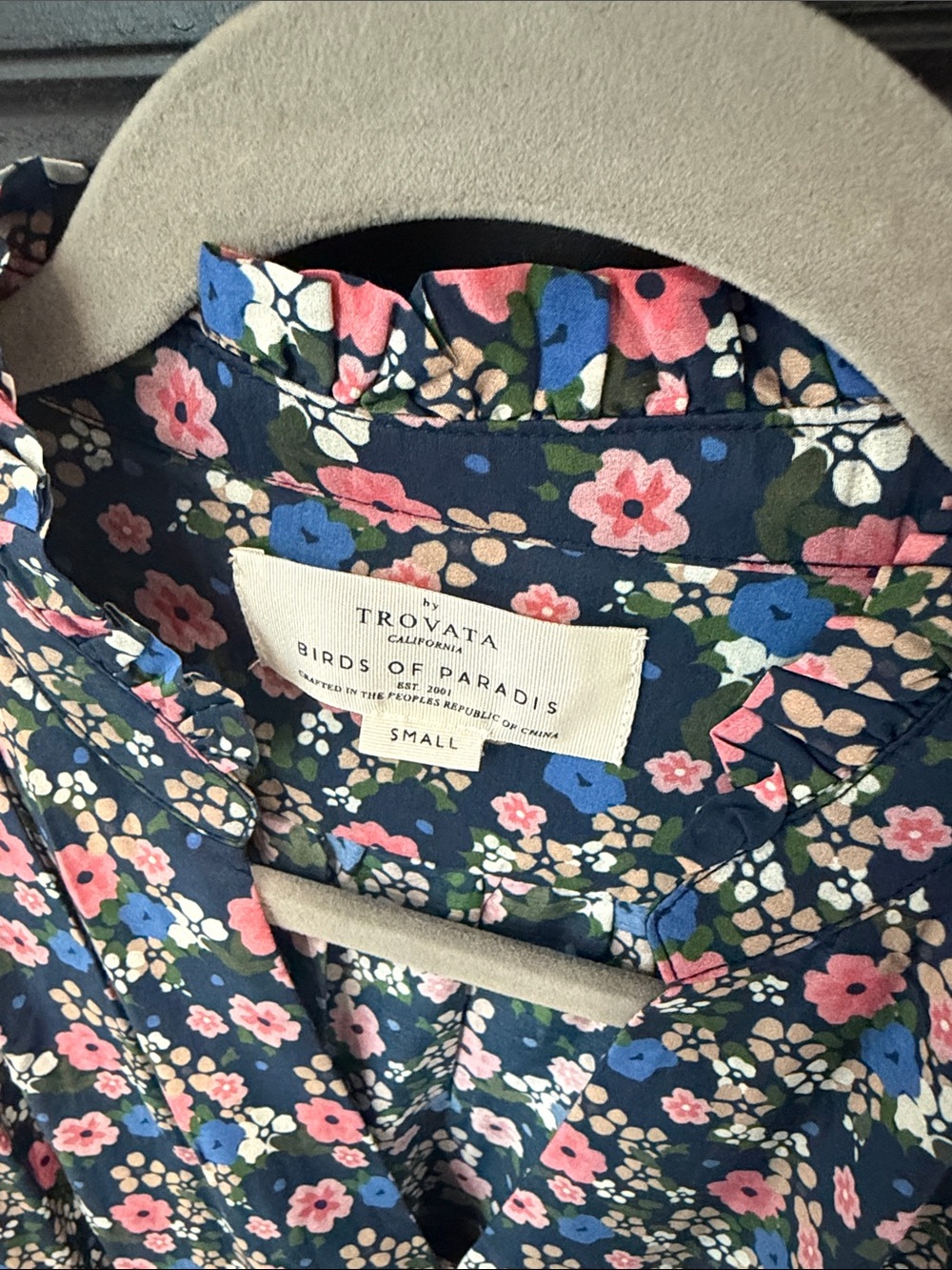 Trovata Navy Floral Drawstring Casual Dress with Pink and Blue Blooms w pockets - Picture 2 of 5